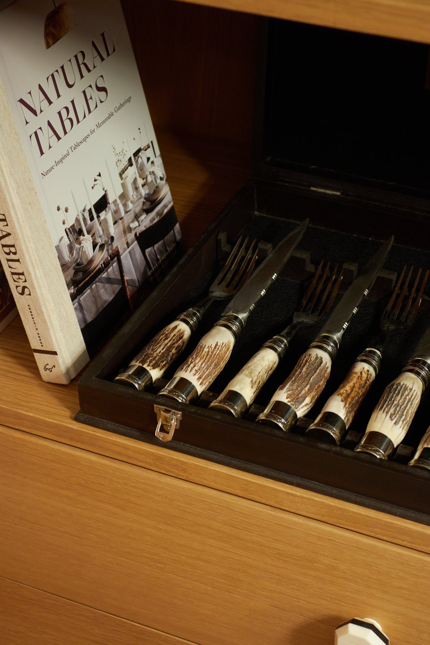 LIBRO - NATURAL TABLES