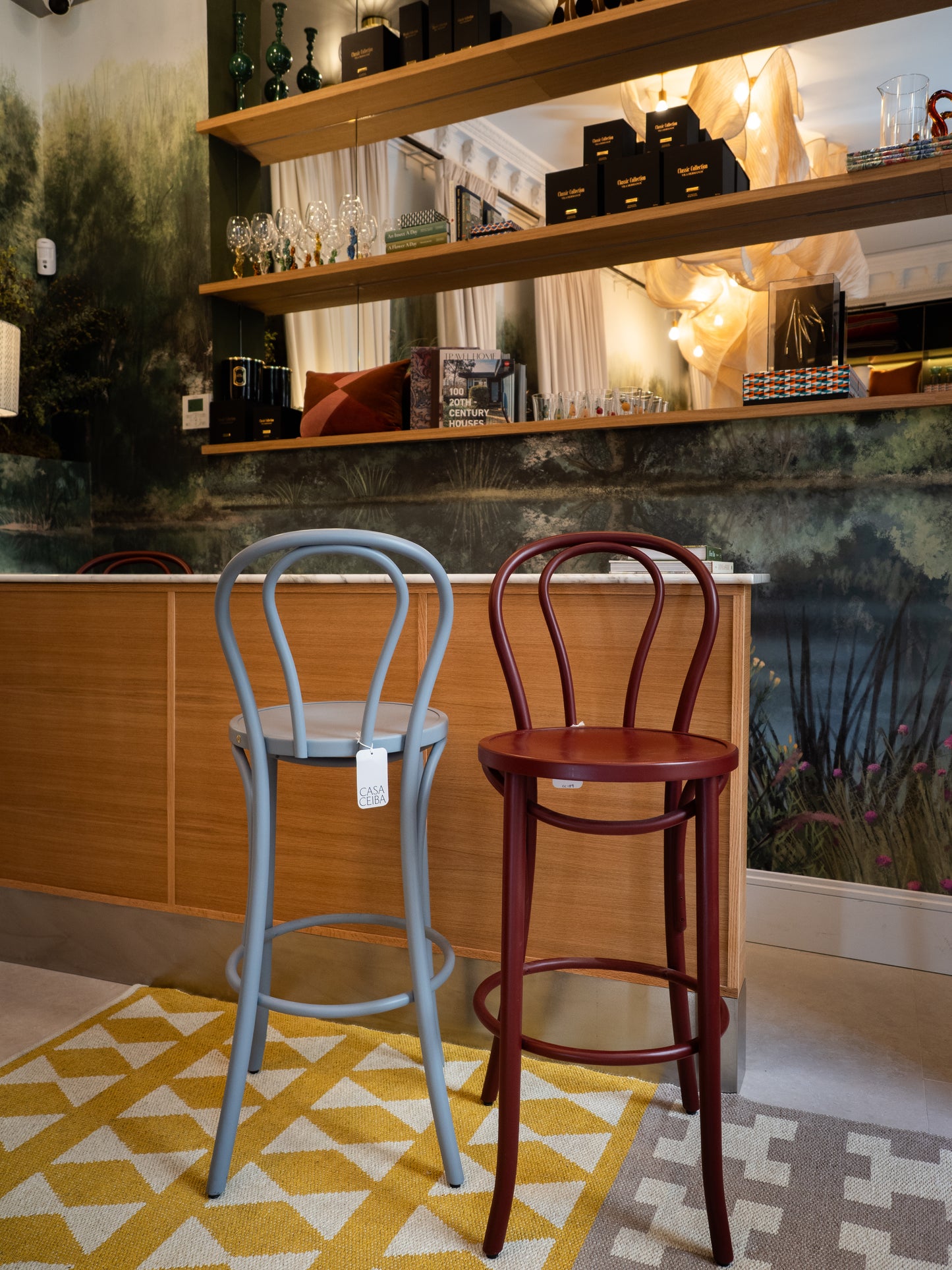 BANQUETA THONET N18 PLAYWOOD 3005