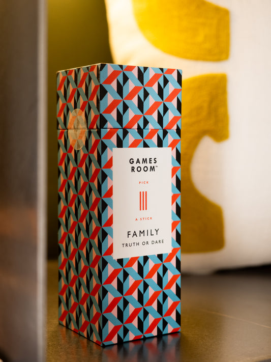 JUEGO - FAMILY TRUTH OR DARE