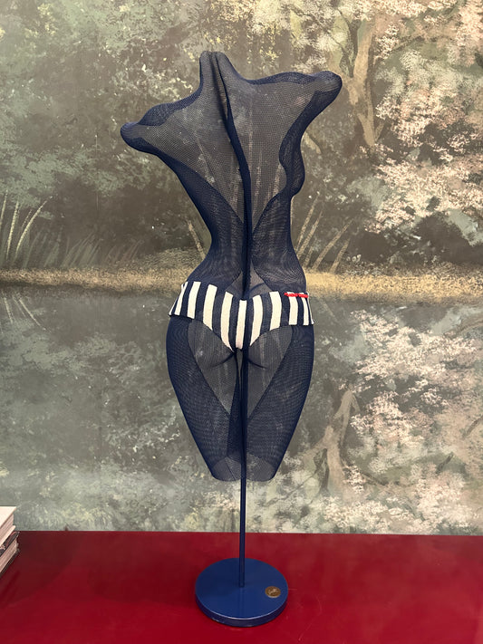 ESCULTURA SAINT-TRÓPEZ - TORSO AZUL